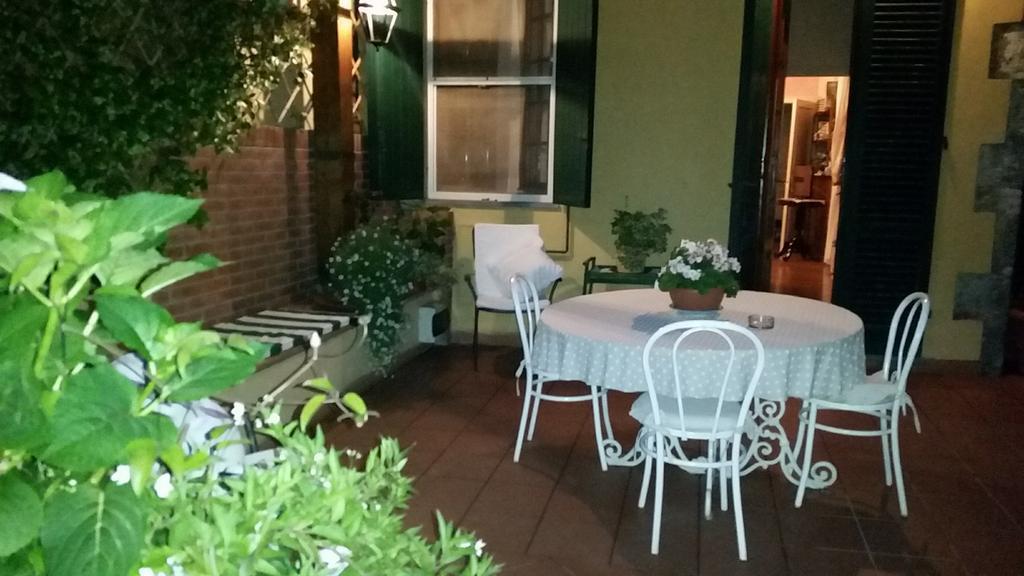 La Terrazza Da Ernestina Lägenhet Lucca Exteriör bild